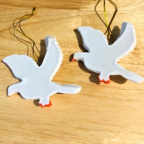 Legend of the Turtle Dove Christmas Ornaments Set - Picture 6 of 10
